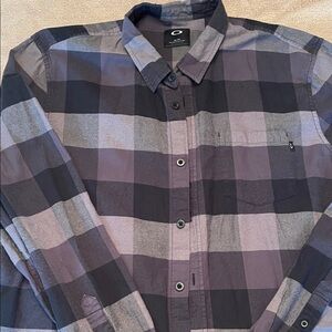 Oakley Men's Grey and Black Plaid Button-Up Shirt